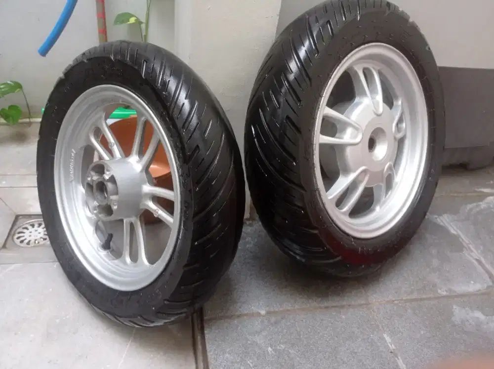 velg scoopy donat ring 12 lengkap ban