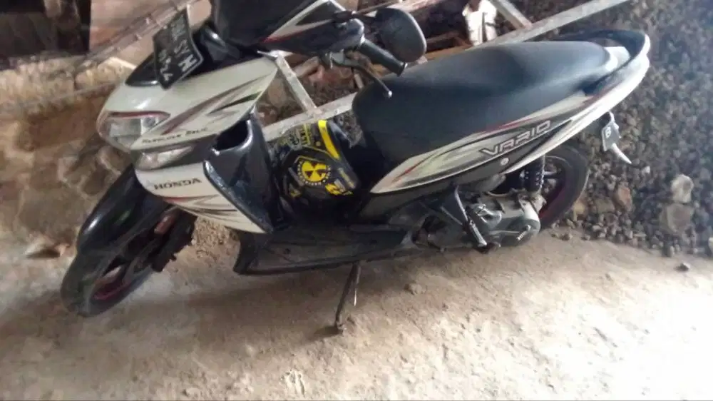 Jual Honda Vario Carbu 2013