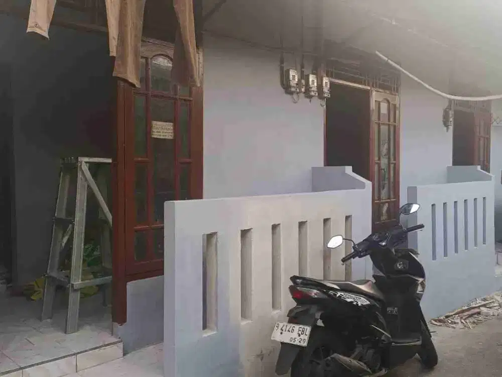 Di Jual Kontrakan 3 Pintu Sudah Ada Penghuni nya Deket Stasiun Depok Baru