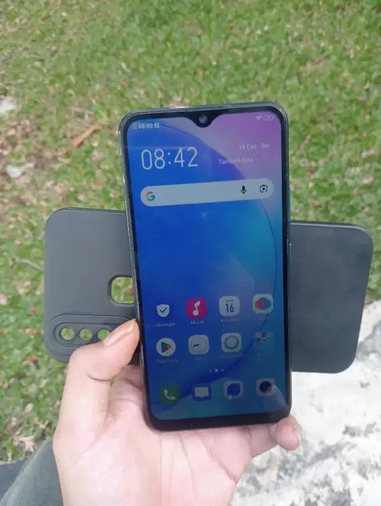 Vivo y17, ram 8/256, kelengkapan hp+casan+softcase, nominus