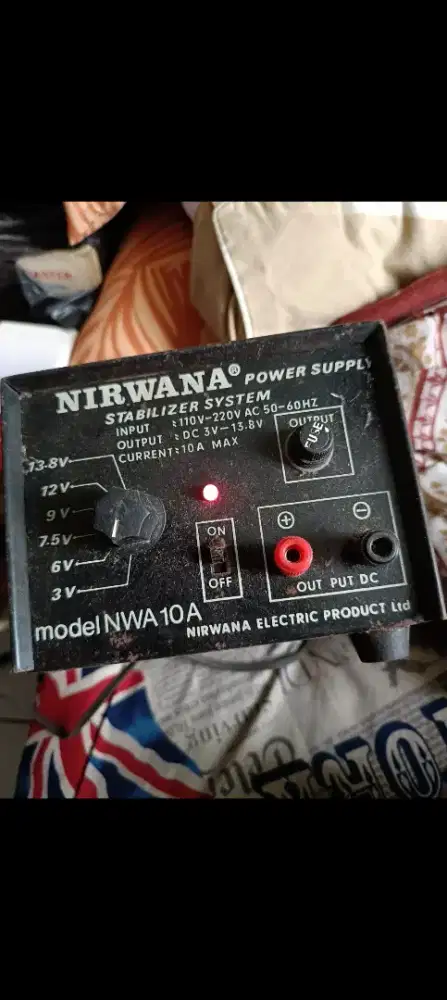 Dijual Stabilizer Regulator 13,8V 10A Merk Nirwana.