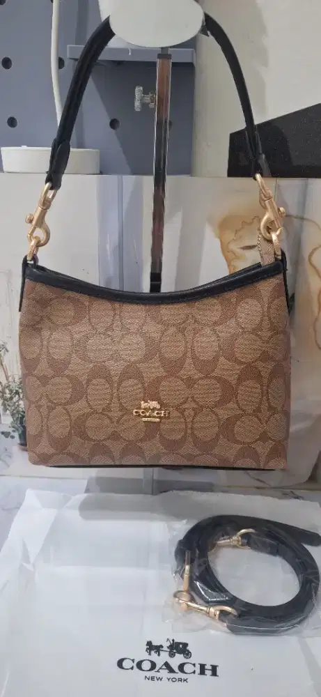 Coach sling bag