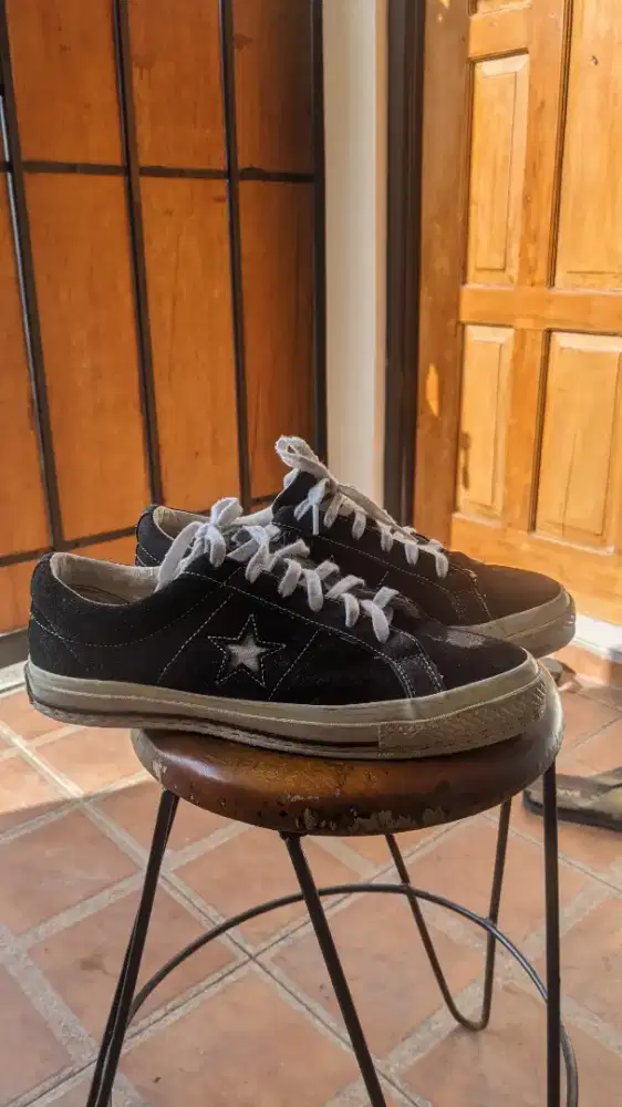 Sepatu Converse One Star
