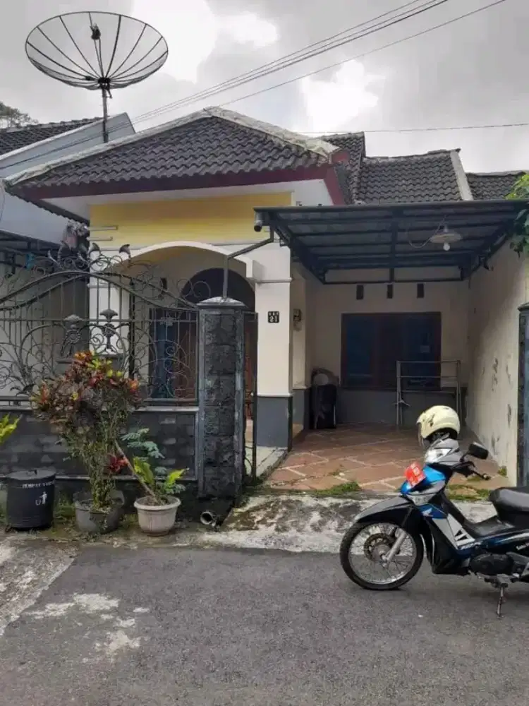 Rumah siap huni dijual cepat