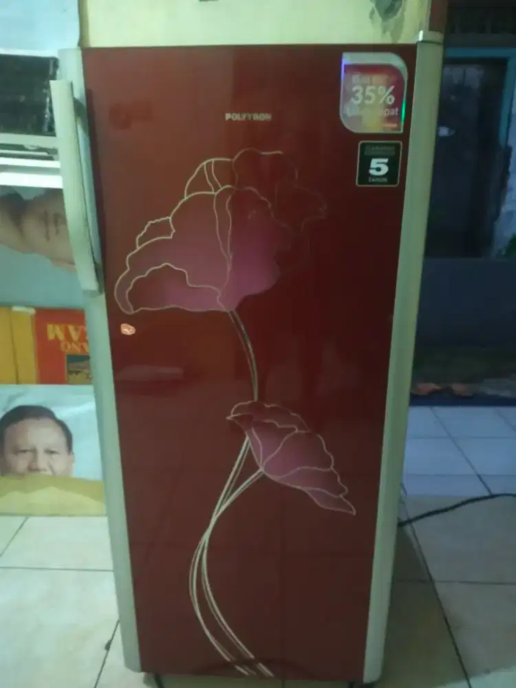 Kulkas 1 pintu Polytron