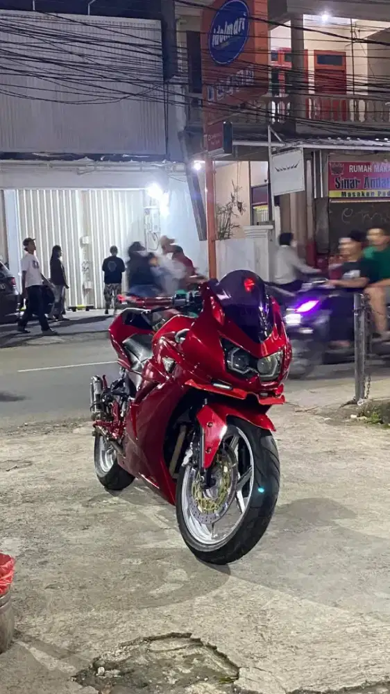 Kawasaki ninja 250 karbu