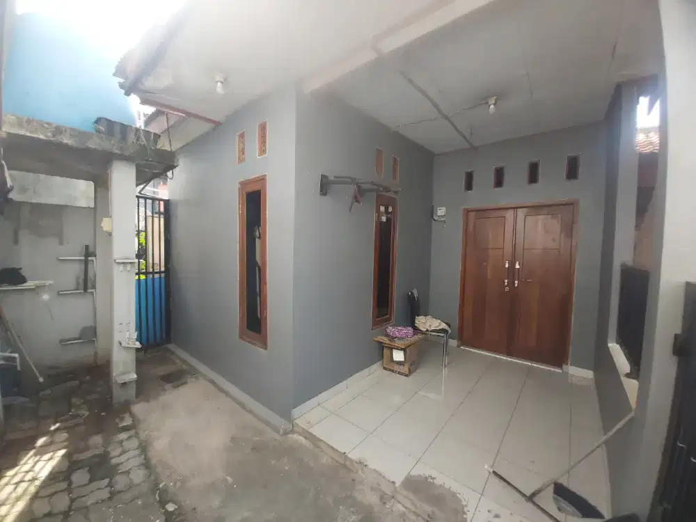 Di sewakan rumah di Cikokol