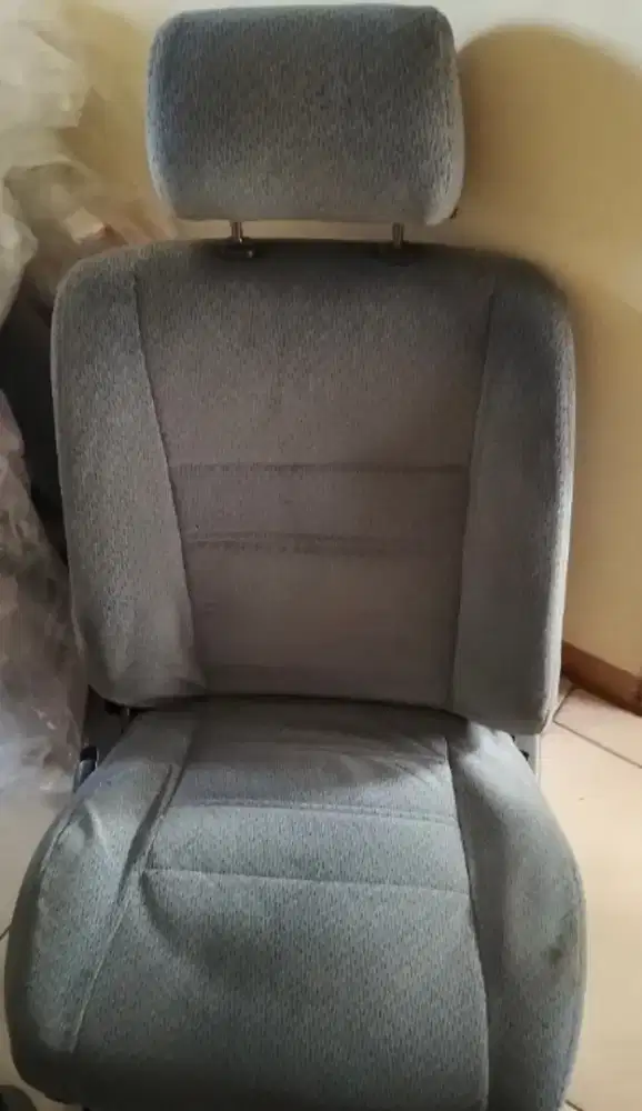 Jok 1 set Standard Toyota Great Corolla 1995