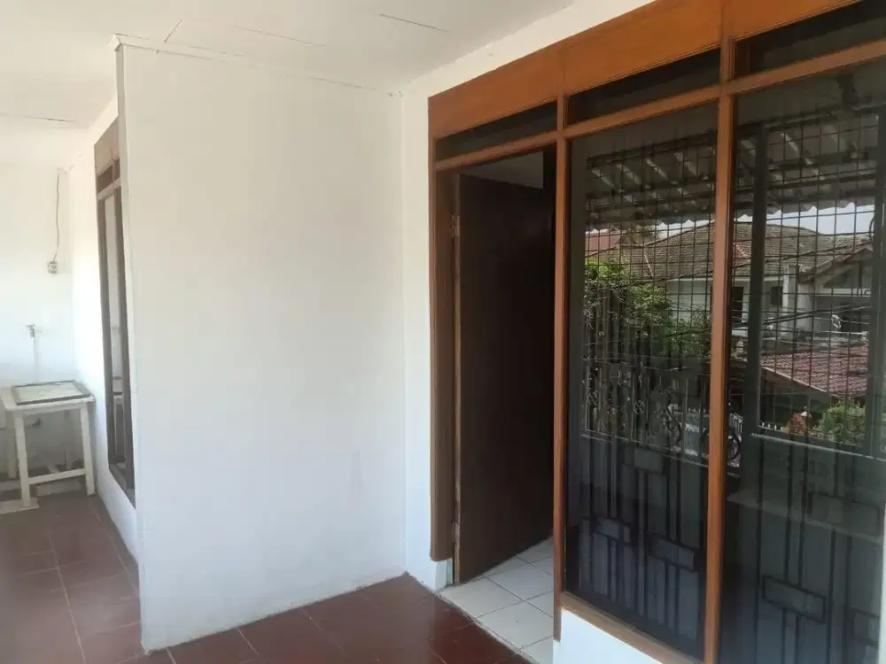 Jarang ada Rumah Tubagus Ismail Dago