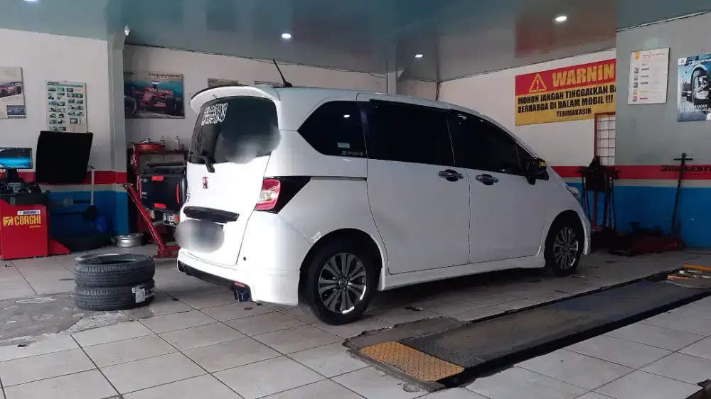 Dijual Cover bawah honda freed