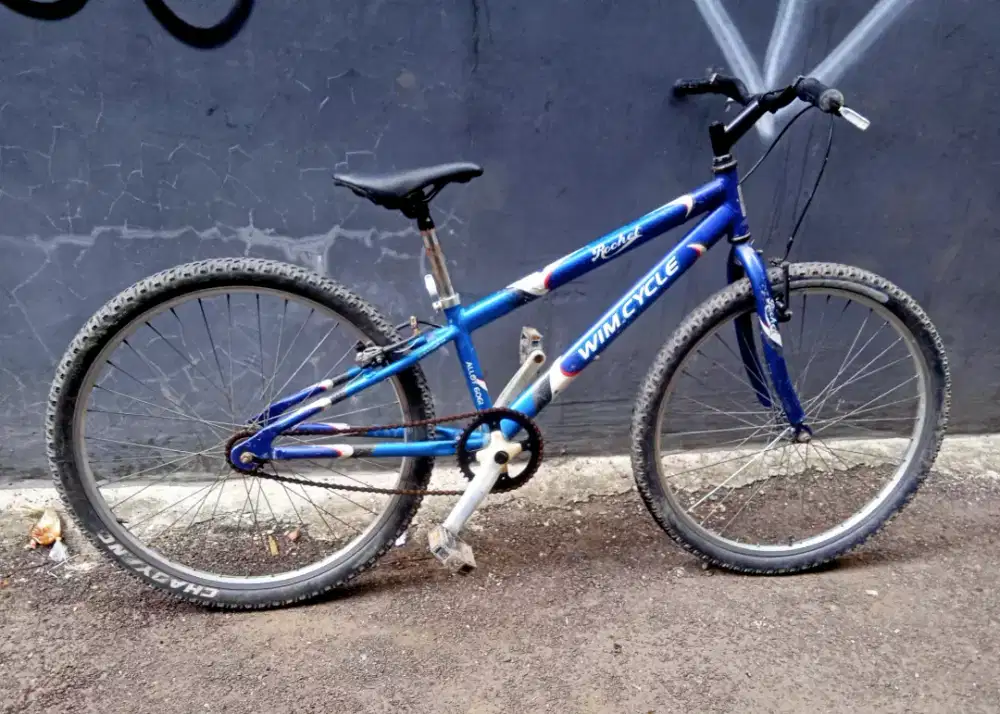 Sepeda Dj Wimcycle Rocket 26