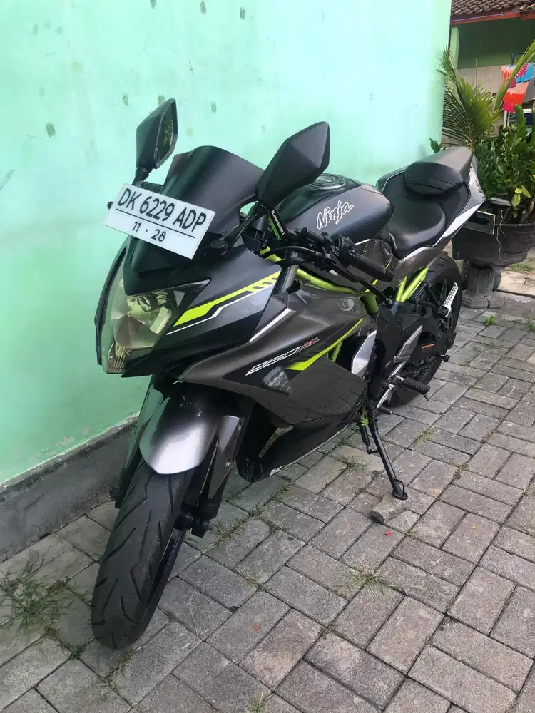 Kawasaki Ninja SL Th.2018 Black!!