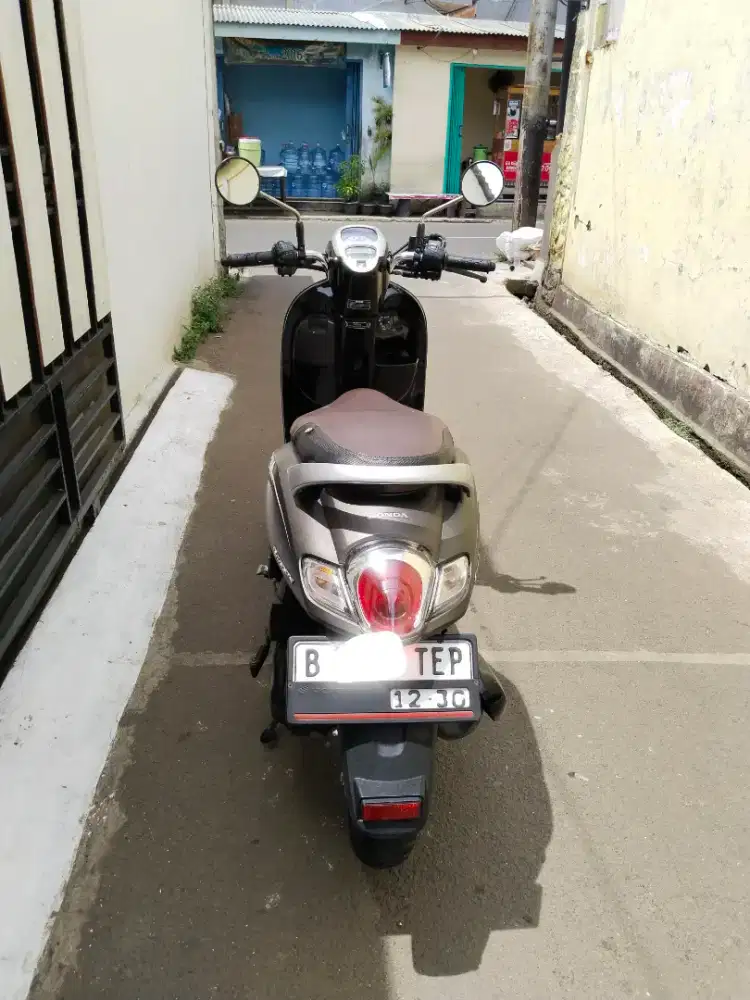 Jual Motor Honda Scoopy Stylish
