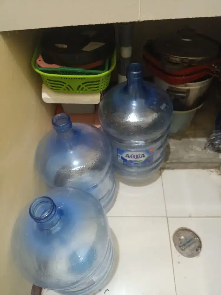 Dijual galon aqua