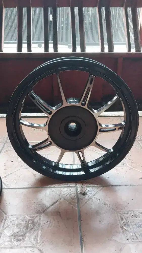 Velg Vrossi Venom Kuma Ring 14 Vario BLACK CHROME