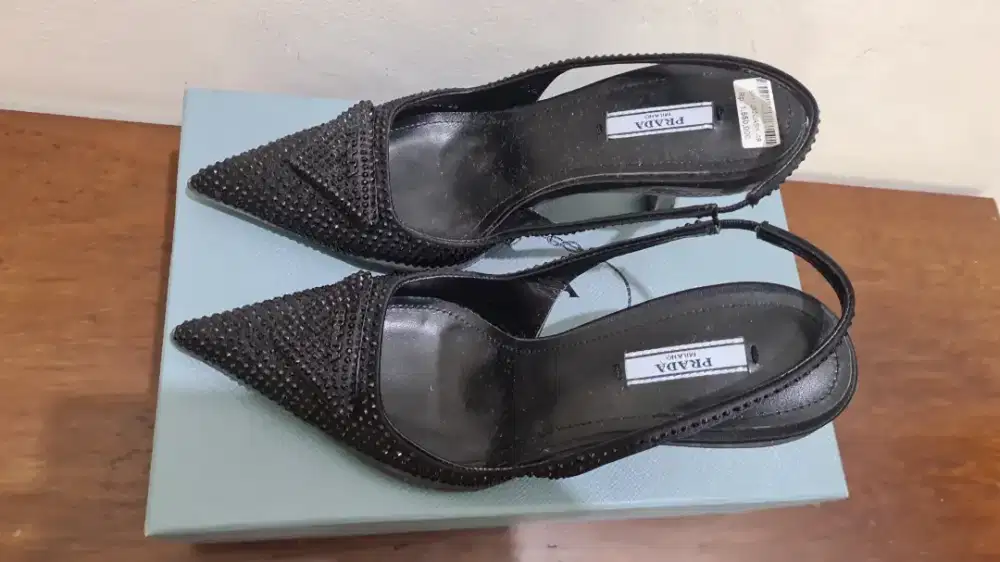 separu hak prada milano ori