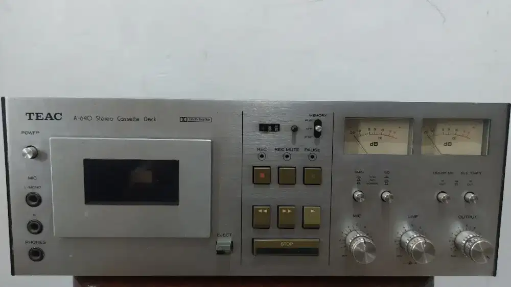 Tape deck TEAC A-640