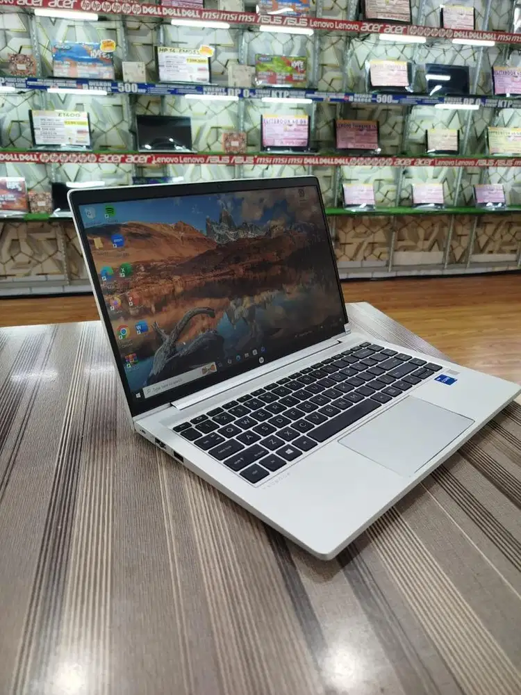 Laptop HP 440 G8 core i5 gen 11 Cocok buat gaming dan kuliah rendering