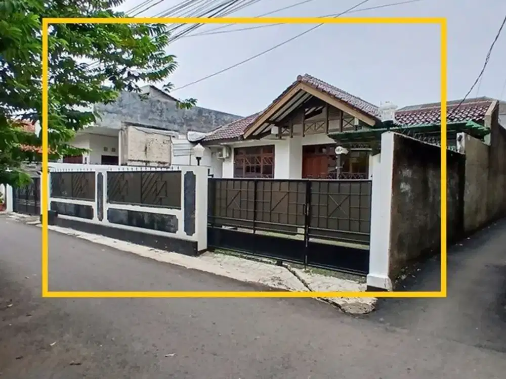 Disewakan Rumah Untuk Kantor, Luas 250m2 di Benda  Raya, dekat Kemang Selatan