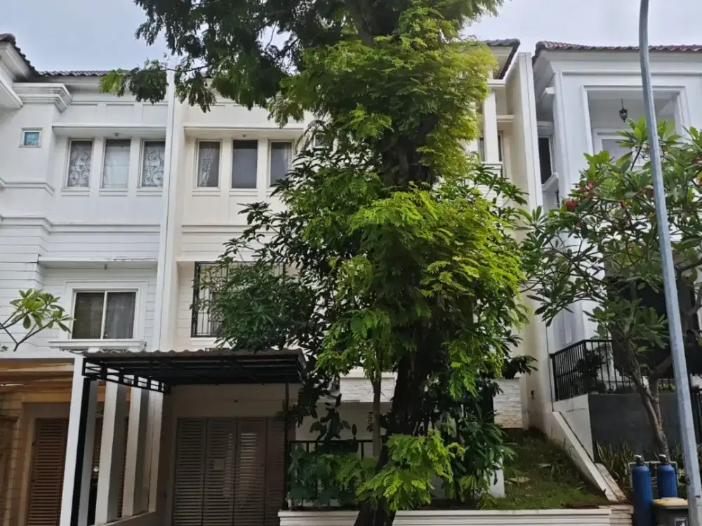 Disewa Rumah PIK Garden House Furnished Uk 200m² Jakut