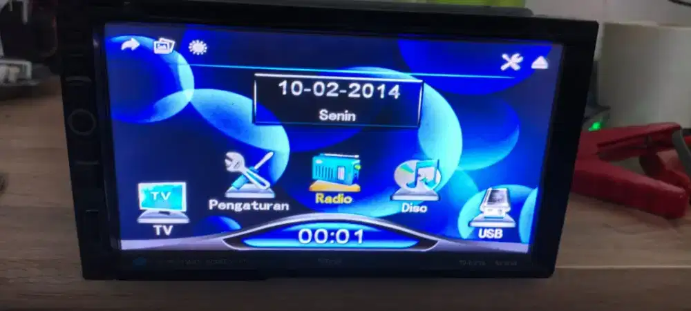 Headunit dobel Din thump