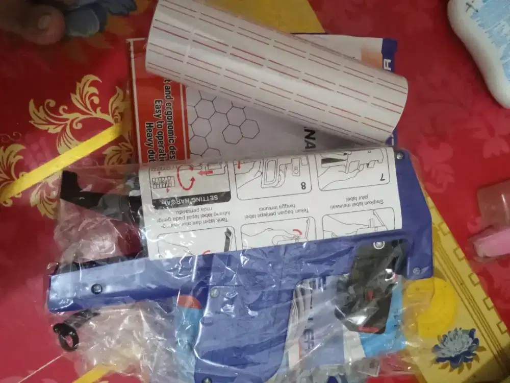 Alat label harga pas gasan diwarung2...