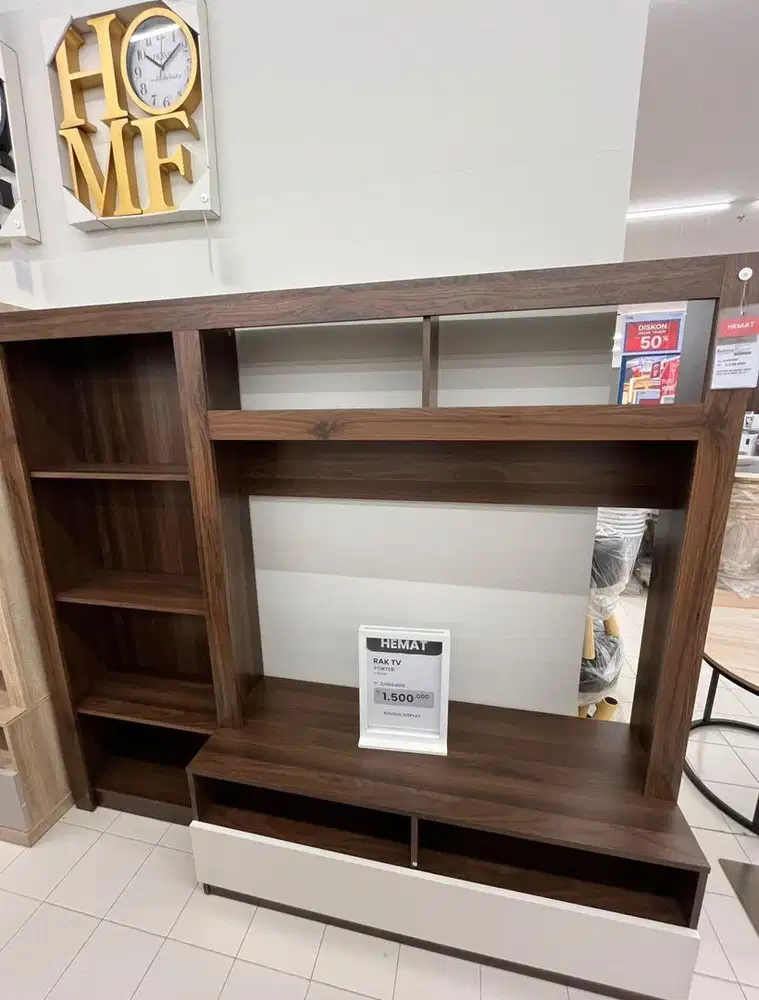 LEMARI TV MURAH