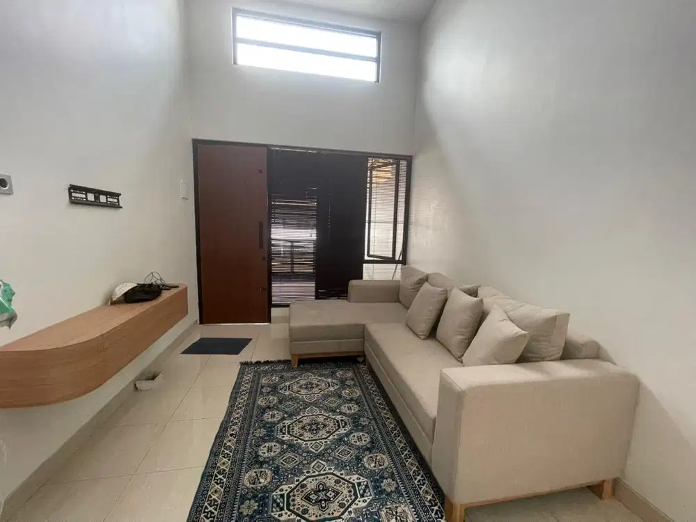 Disewakan Rumah Paradise Serpong City