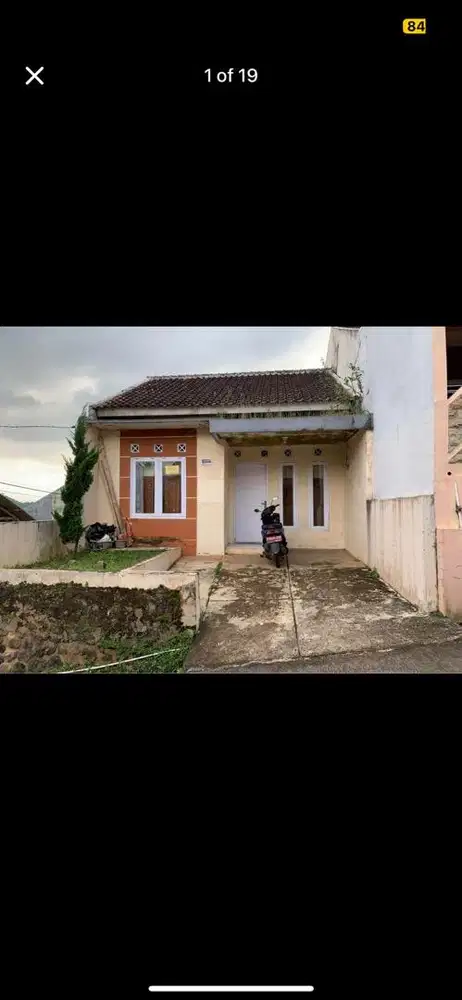 Dijual / take over rumah cipamengpeuk regency sumedang