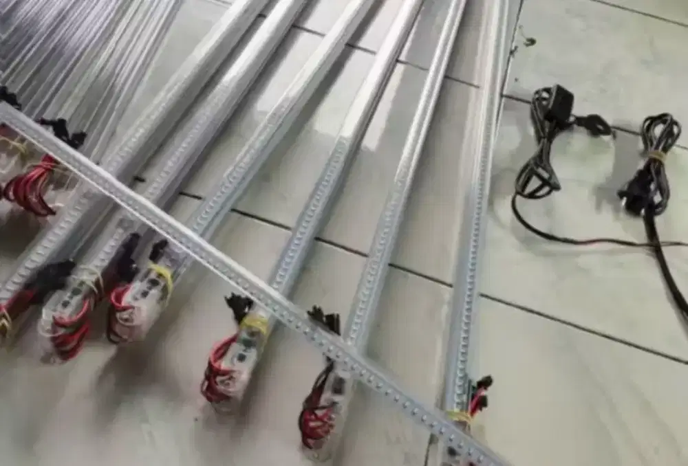 Lampu LED Strip putih 1 meter