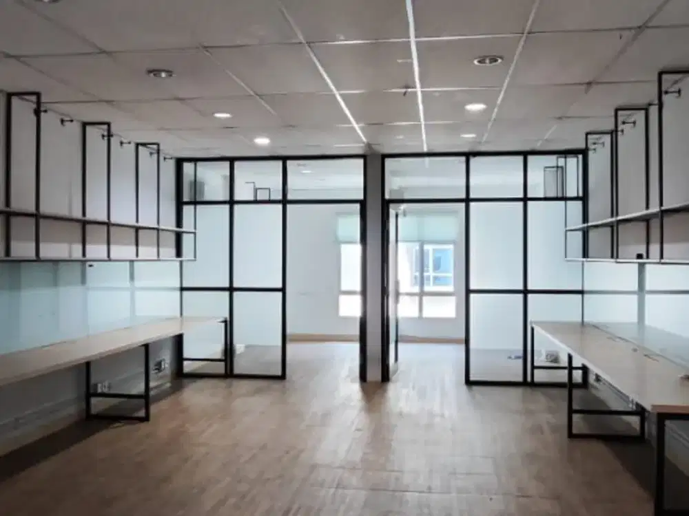 Disewakan Ruko Rapi di Business Park Kebon Jeruk Jakarta Barat