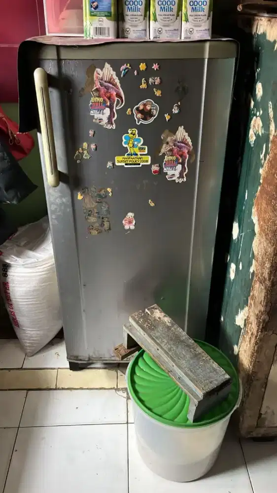 Kulkas 1 pintu samsung bekas