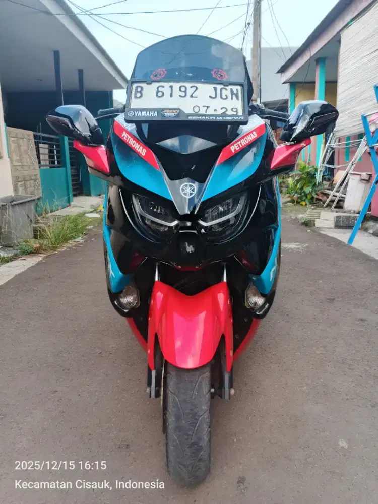 Yamaha NMAX PREDATOR 2024 keyles