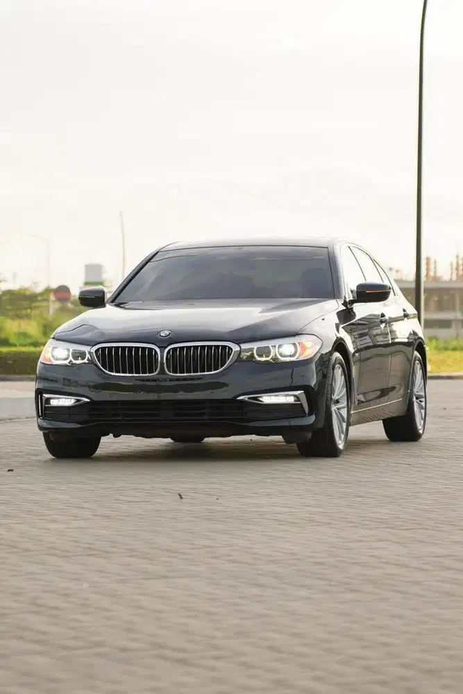 [ Big Boss ] BMW 520i Luxury 2019 (G30) Mercedes W213 E250