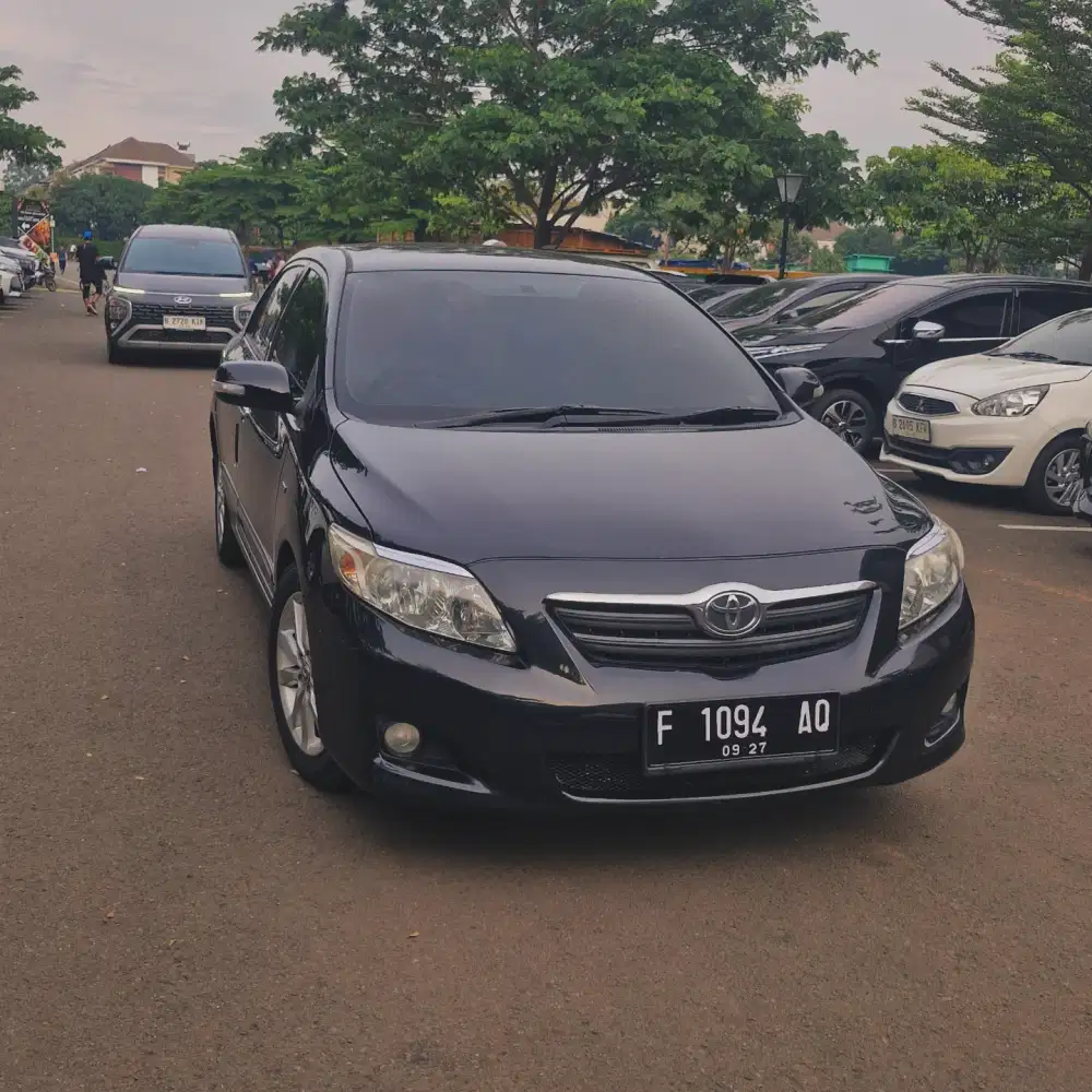 Toyota Corolla Altis 2010 Bensin