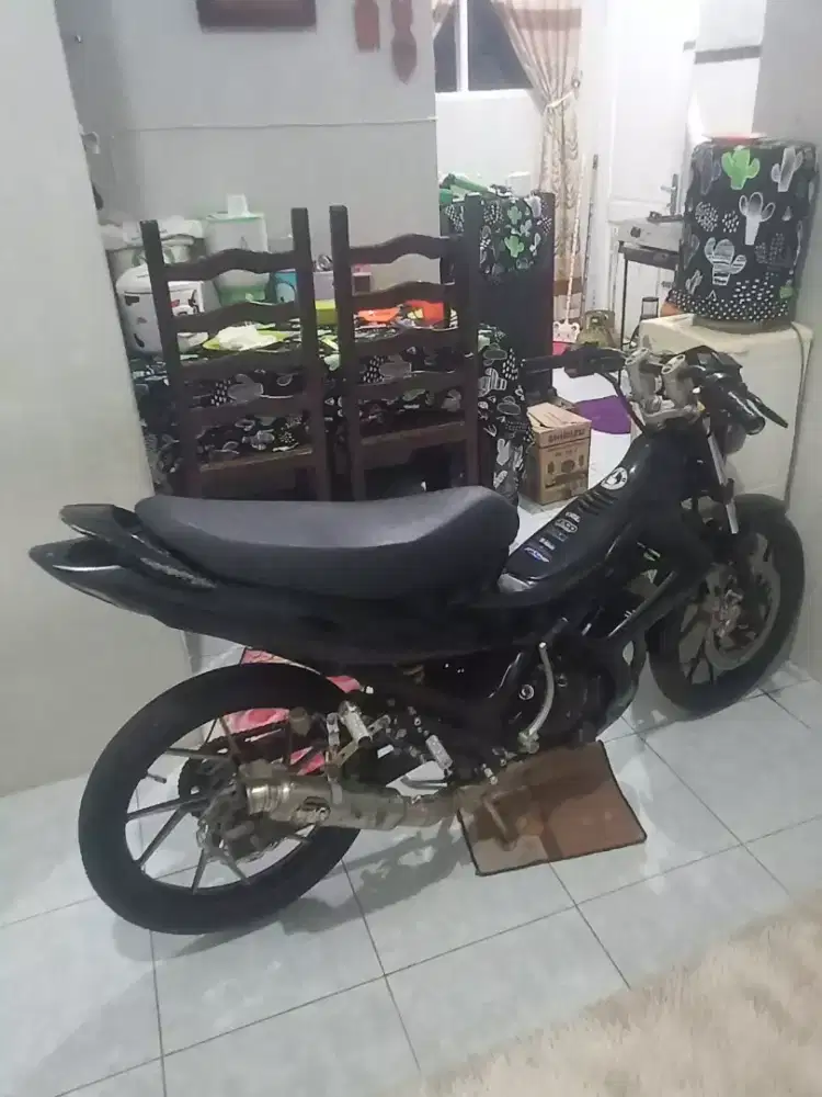 Suzuki satria f150