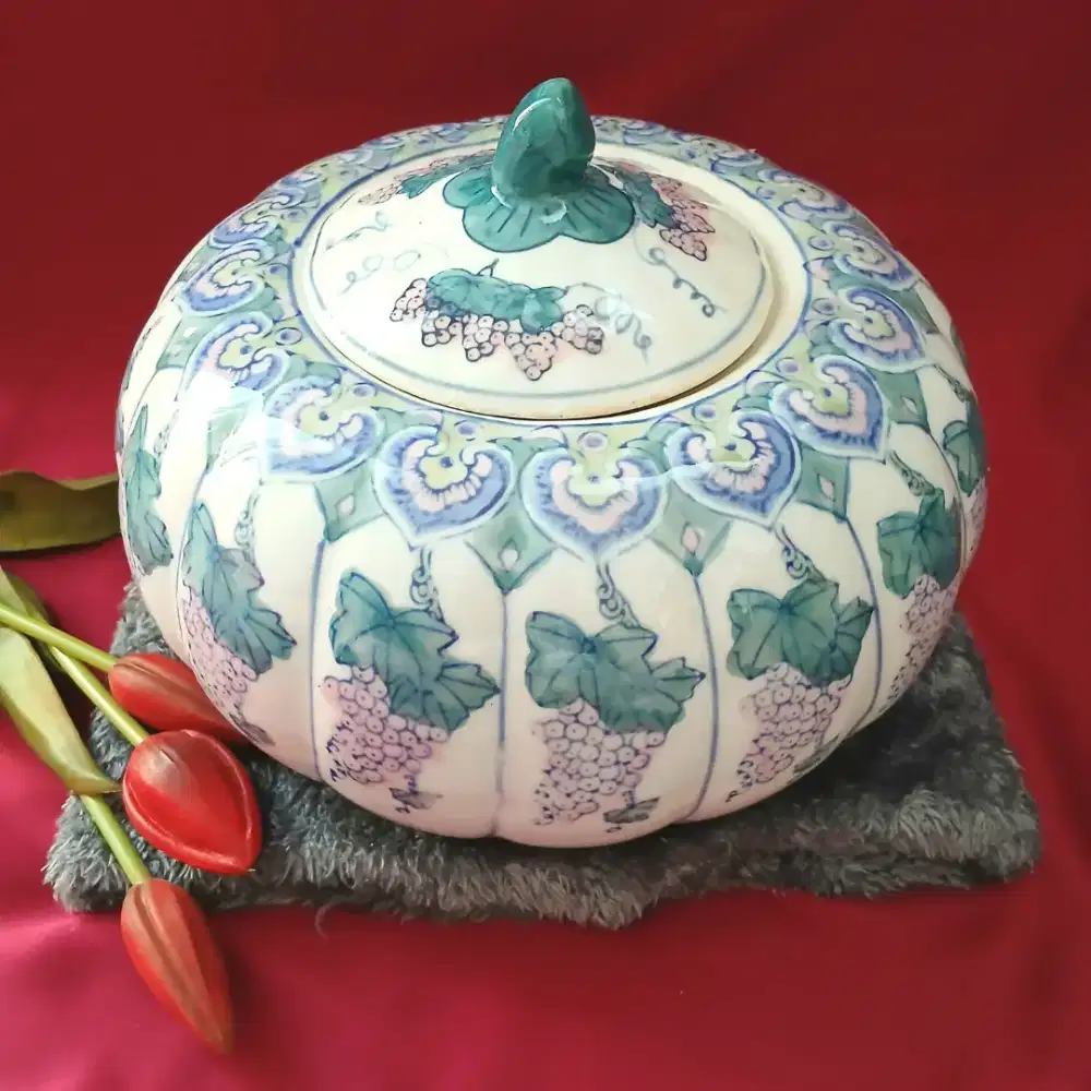 Guci keramik labu besar Chinese vintage porcelain pot, kolpri