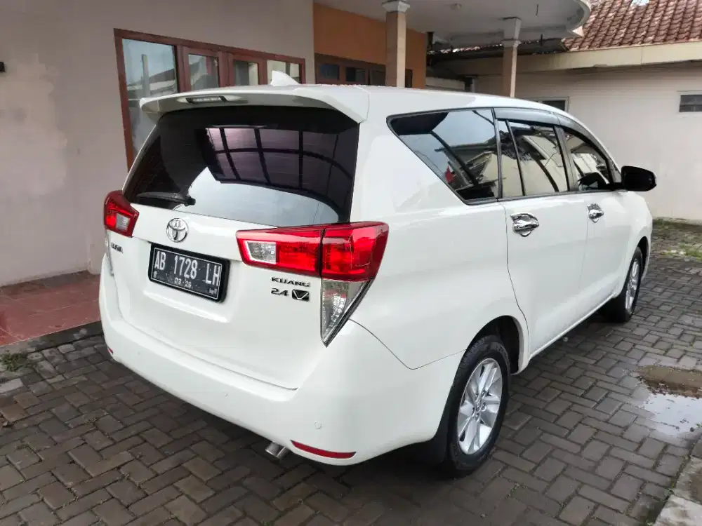 Innova V matic diesel