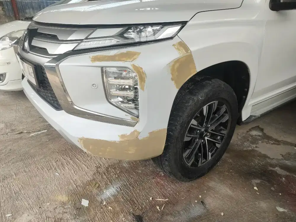 Bengkel cat mobil body repair