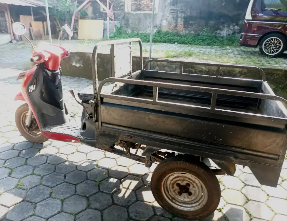 Tossa Pico Roda Tiga AD Sragen Surat Lengkap Bpkb Stnk