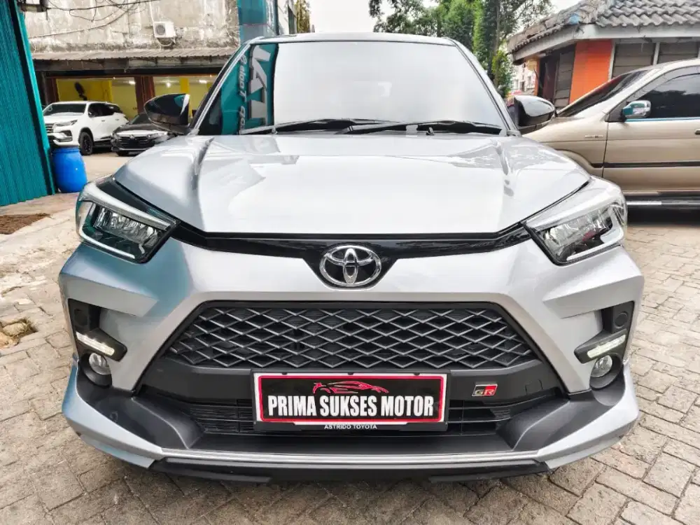 TOYOTA RAIZE 1.0 GR SPORT TURBO TWO TONE AT 2024 MATIC LIKE NEW