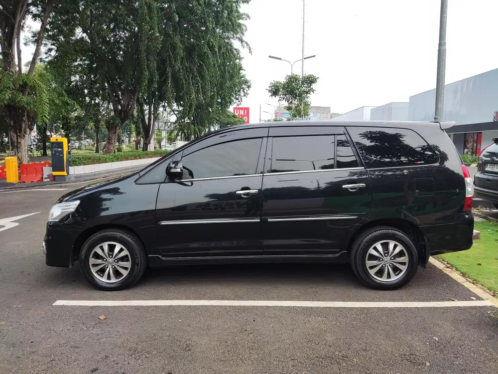 Toyota Kijang Innova 2014 Diesel