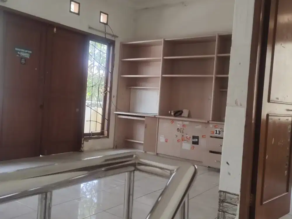 Dijual Rumah 2 Lantai Nyaman Terawat Siap Huni Lokasi di Pasadena Bandung