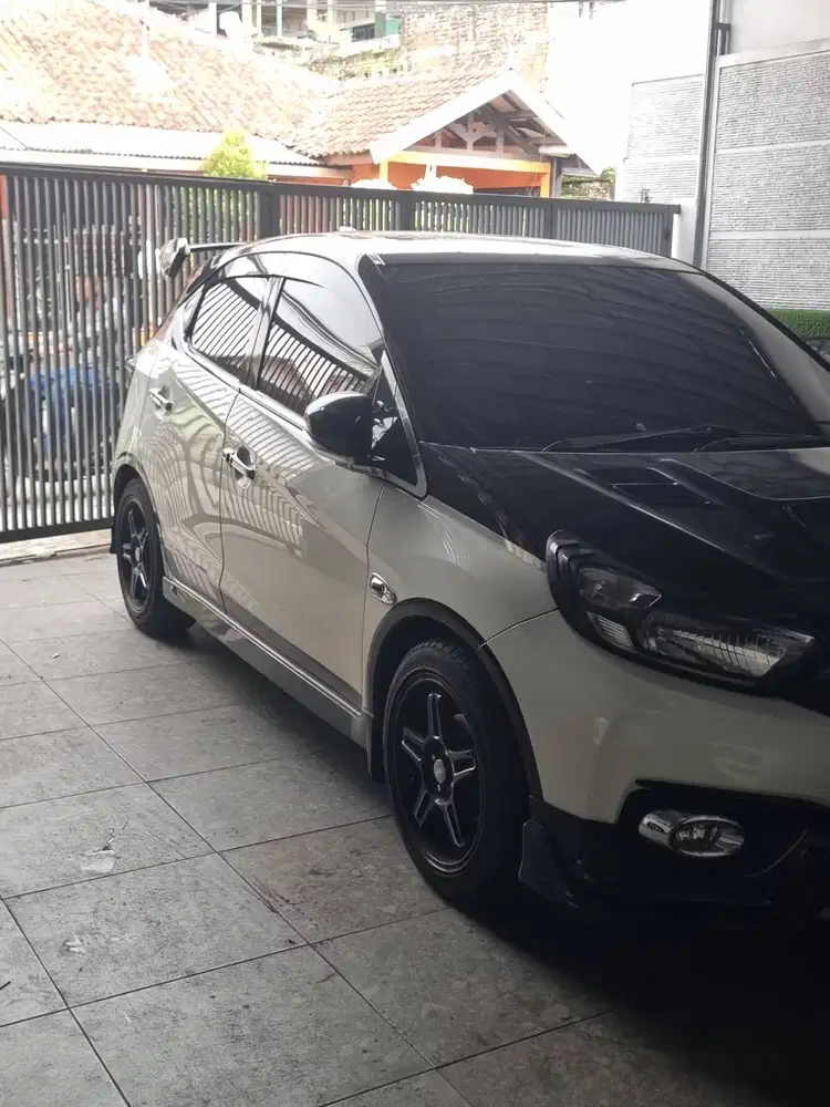 JUAL BRIO 2020 E CVT MATIC