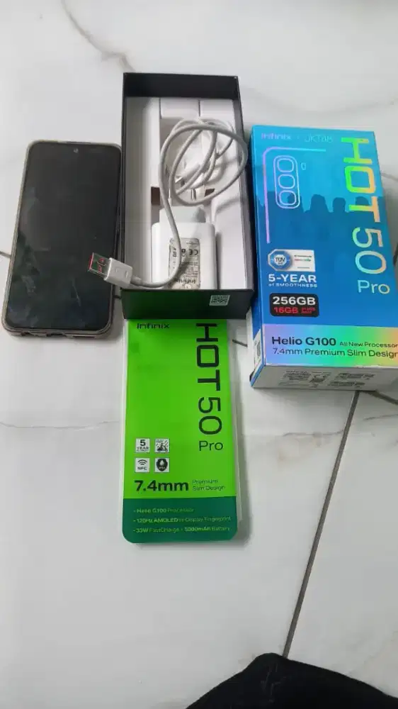 Jual HP infinix baru pakai 4 bulan