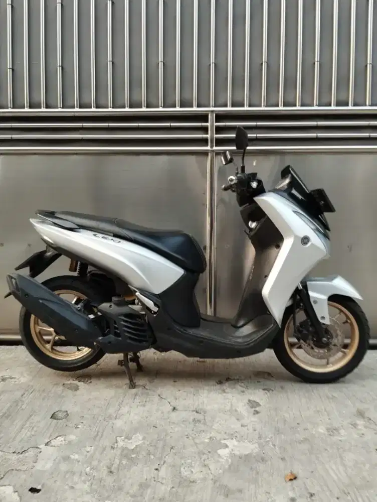 Yamaha Lexi S Keyless Thn 2023/2024 Gress