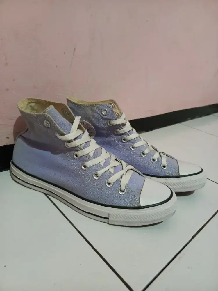 Converse ctas hi plimsolls in purple