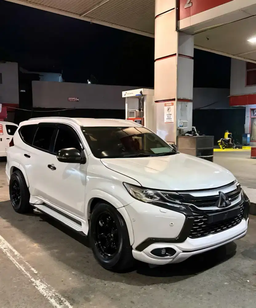 MURAH. Mitsubishi Pajero Ultimate 2019 sport dakar 2018 vrz fortuner
