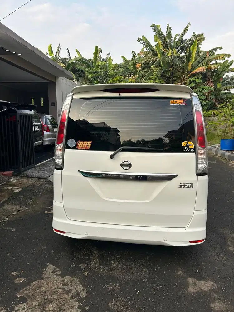 Nissan Serena 2013 Bensin