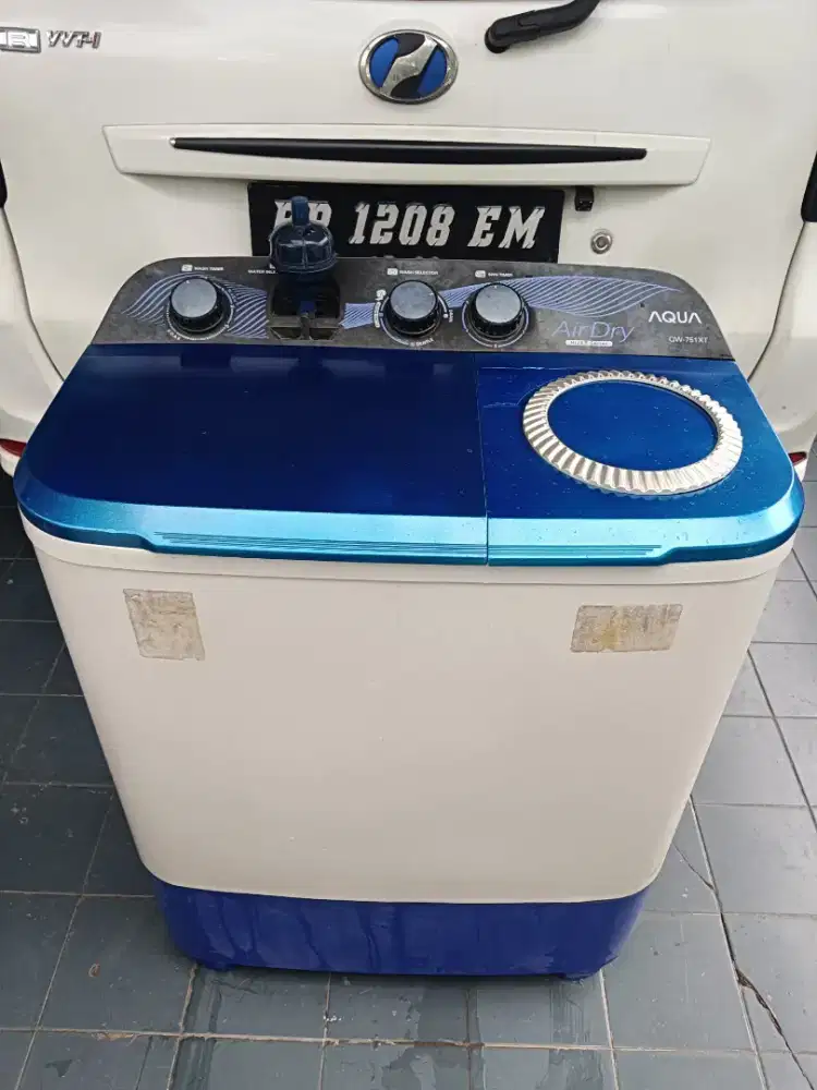 Mesin Cuci AQUA